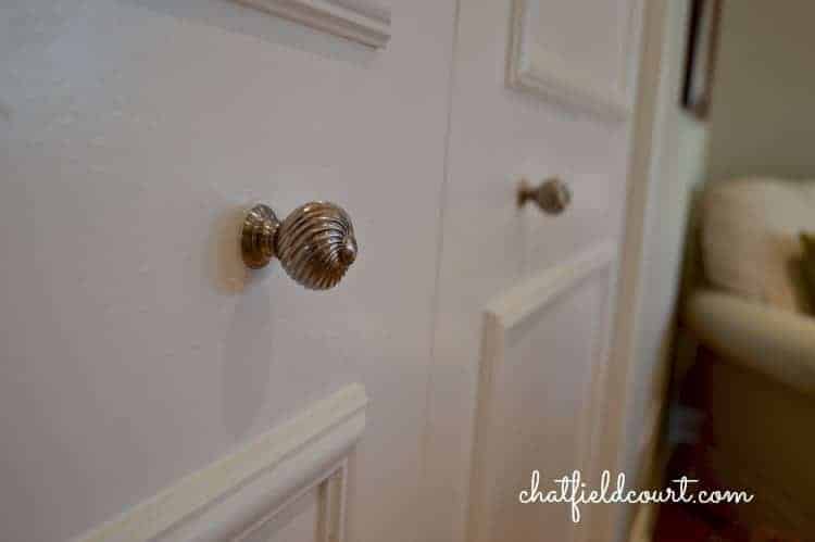 Changing Hardware in the Master Bedroom | www.chatfieldcourt.com