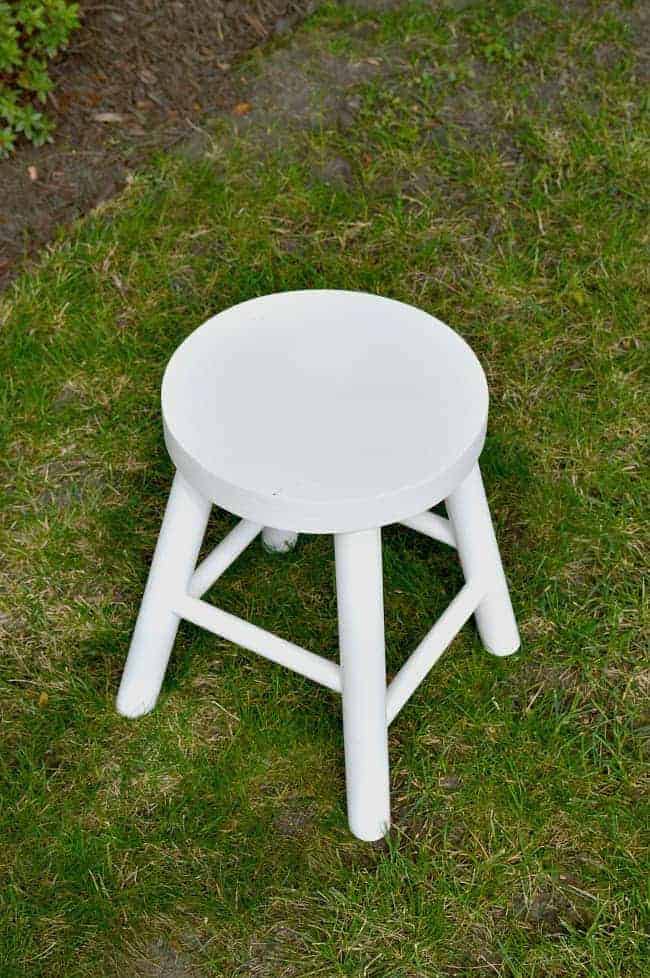 Stool Makeover | www.chatfieldcourt.com