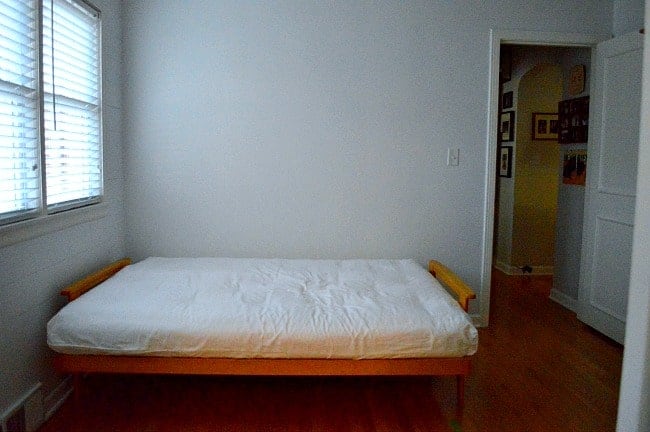 futon in small bedroom