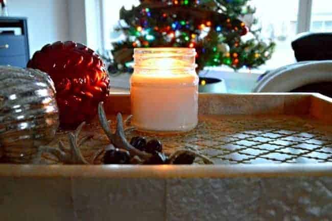 Christmas in the Guest Bedroom | www.chatfieldcourt.com