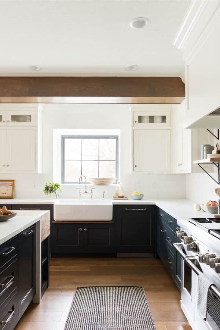 Choosing the Best White Paint Color for Your Kitchen Cabinets