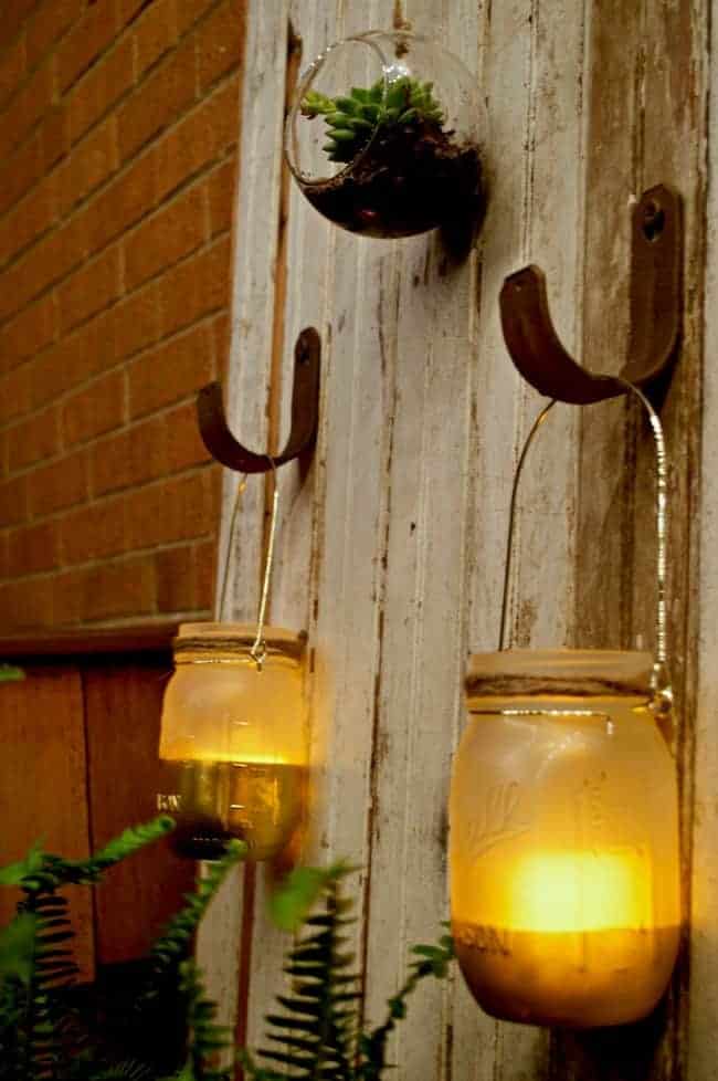 Outdoor Mason Jar Candle Barn Door | www.chatfieldcourt.com