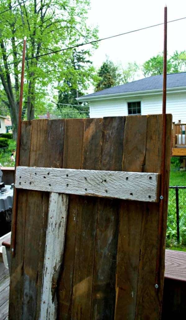 Outdoor Mason Jar Candle Barn Door | www.chatfieldcourt.com