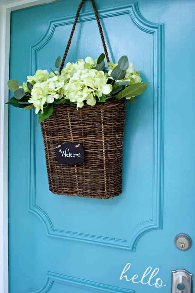 Summer front door basket filled with hydrangea | www.chatfieldcourt.com