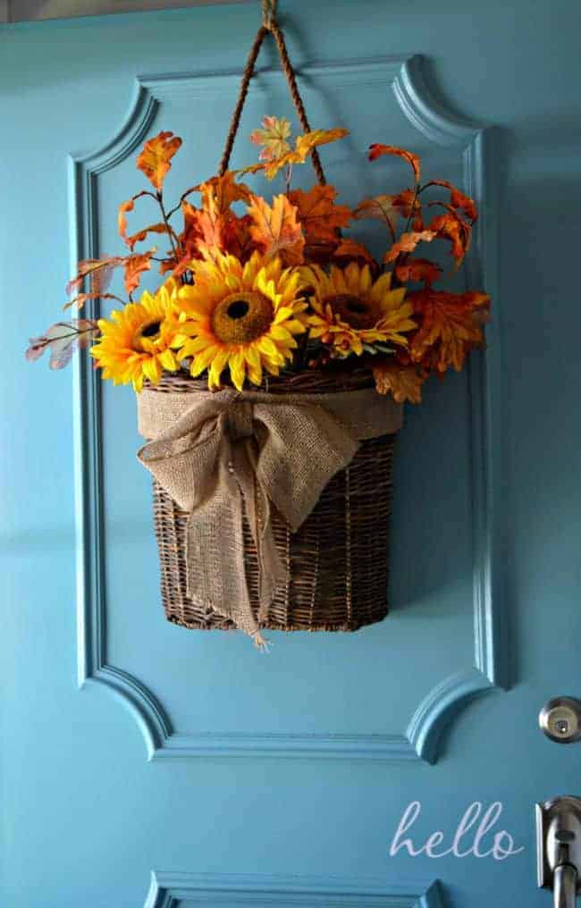 Entryway Updates turquoise front door | www.chatfieldcourt.com