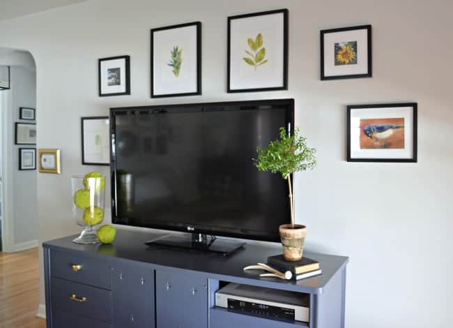 Nature inspired TV gallery wall added in a small living room | www.chatfieldcourt.com 