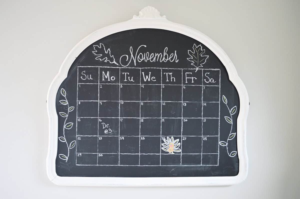 Easy chalkboard November calendar. A fun DIY! | www.chatfieldcourt.com November calendar on chalkboard
