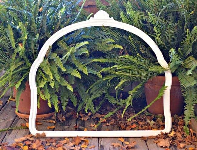 How to Turn a Mirror into a Chalkboard pix Vintage mirror frame after it was painted white
