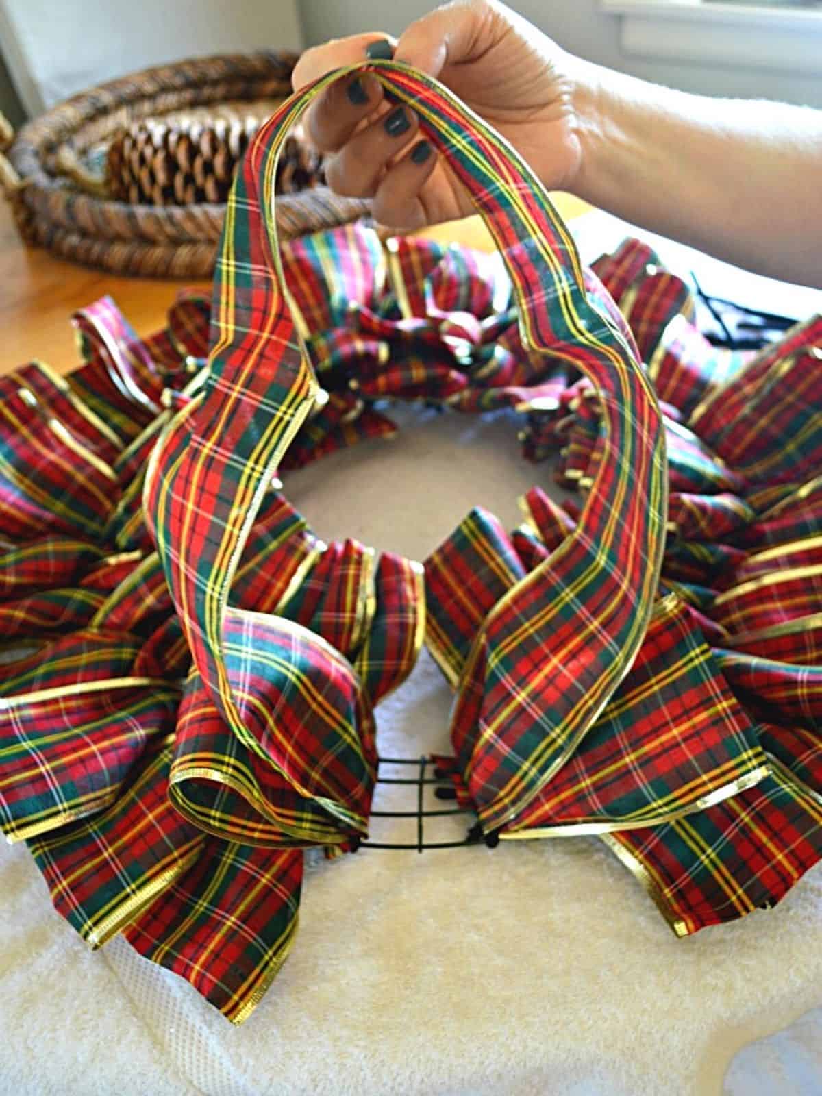 making ribbon wreath