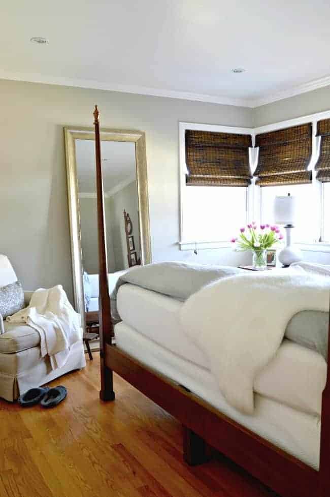 A small home tour with useful tips for living with a small master bedroom. | www.chatfieldcourt.com