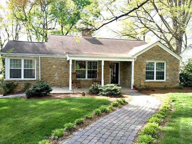 front view of little stone cottage.