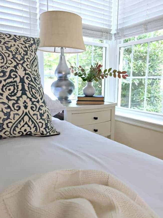Guest bedroom with lots of windows. www.chatfieldcourt.com Guest bedroom with lots of windows. www.chatfieldcourt.com