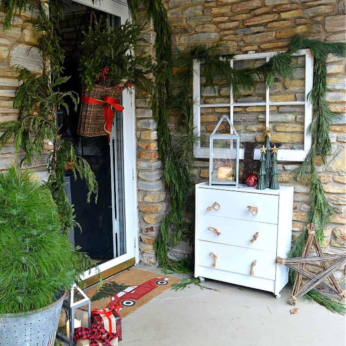 Cottage Christmas Porch