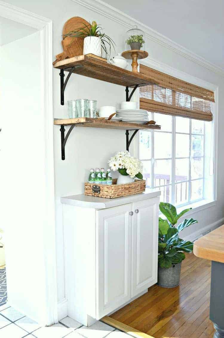 Painted black window trim in the kitchen. DIY | farmhouse | interior www.chatfieldcourt.com