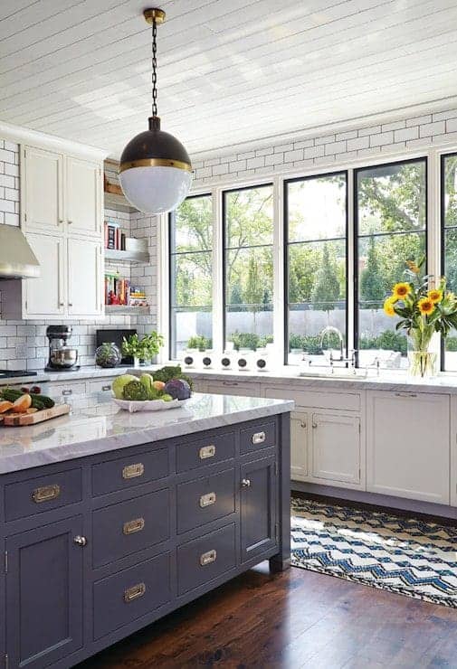 Painted black window trim in the kitchen. DIY | farmhouse | interior www.chatfieldcourt.com