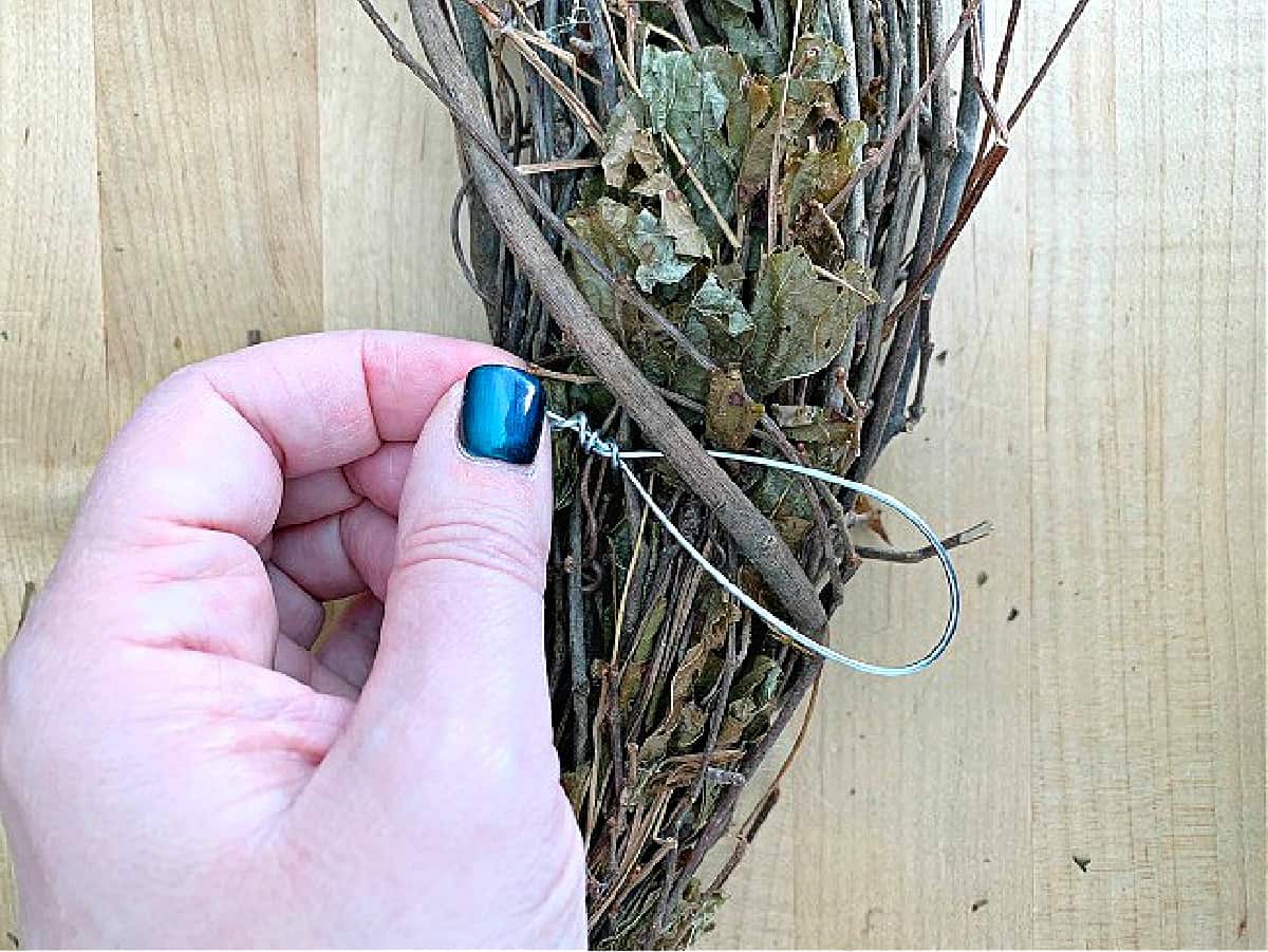 DIY wire hook on wreath