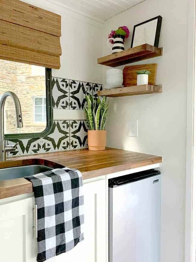 RV kitchen backsplash and 2 wood shelves