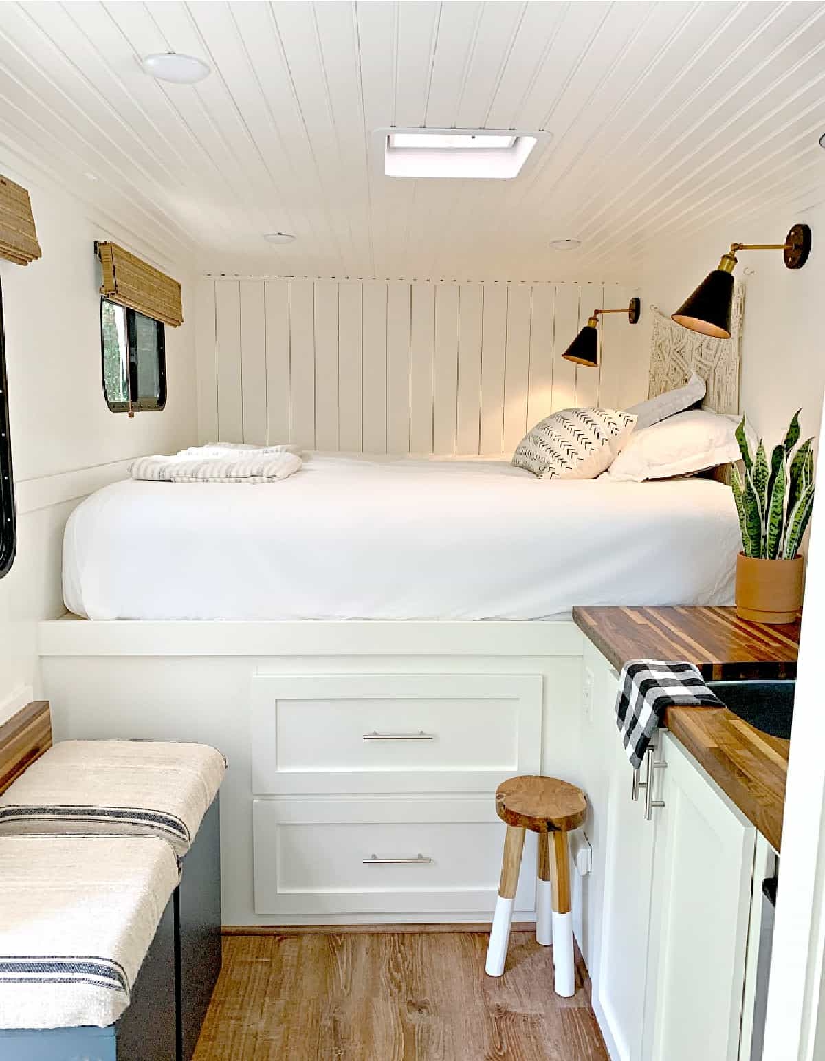 RV platform bed