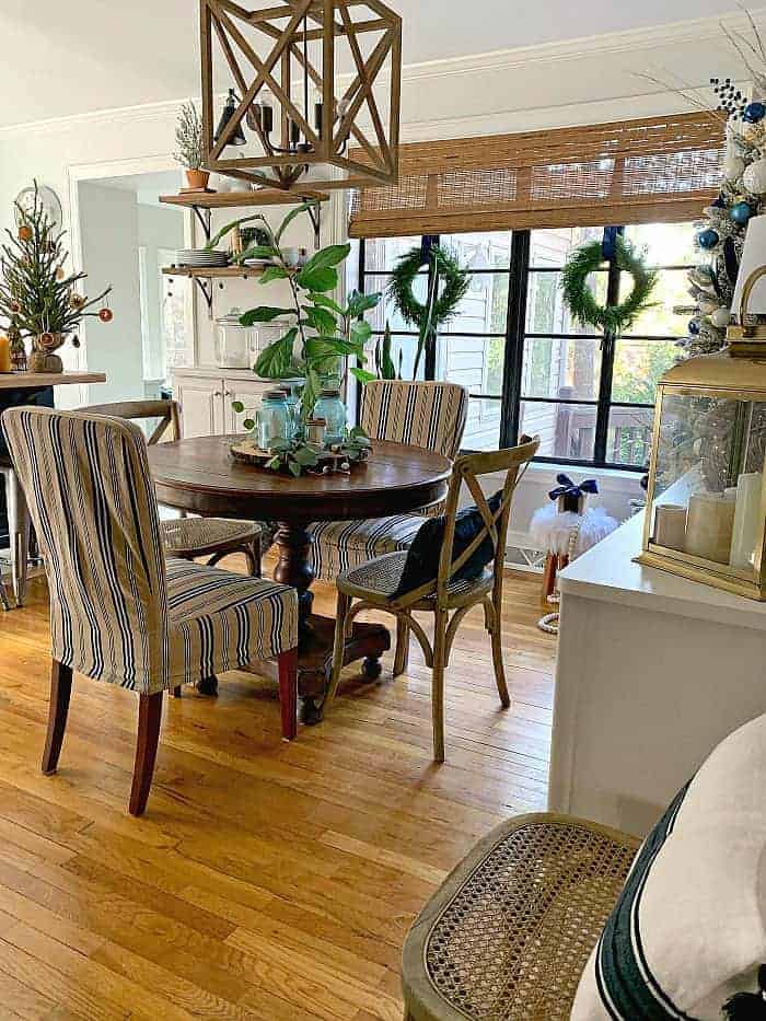 cottage dining room decorated in navy for Christmas