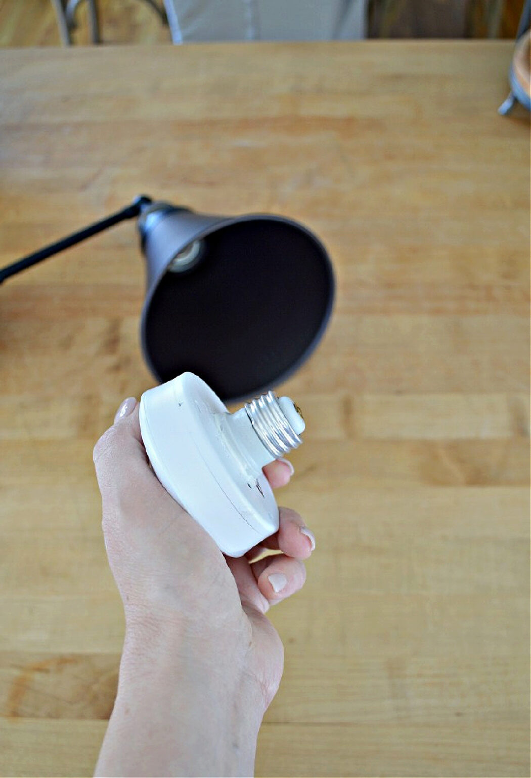 How to Make a DIY Wireless Wall Sconce · Chatfield Court