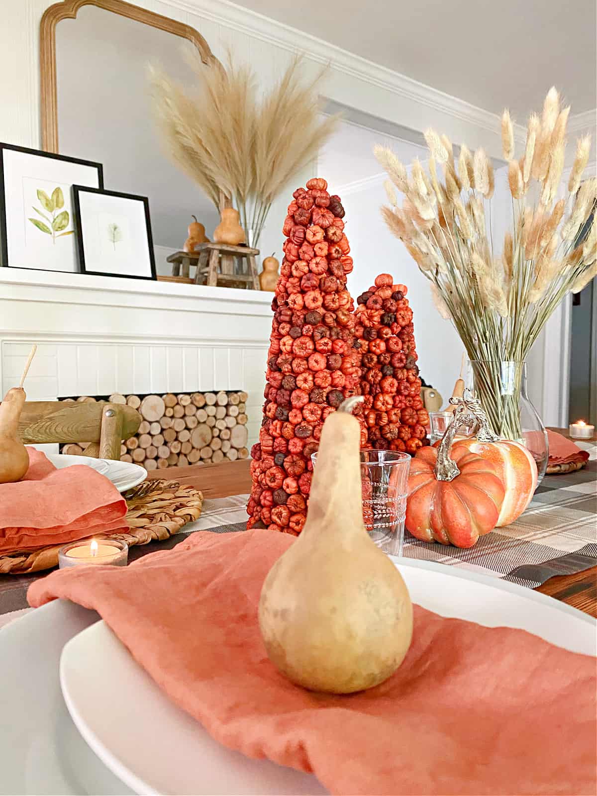 Easy Fall Table Decor Ideas img fall table decor with gourds