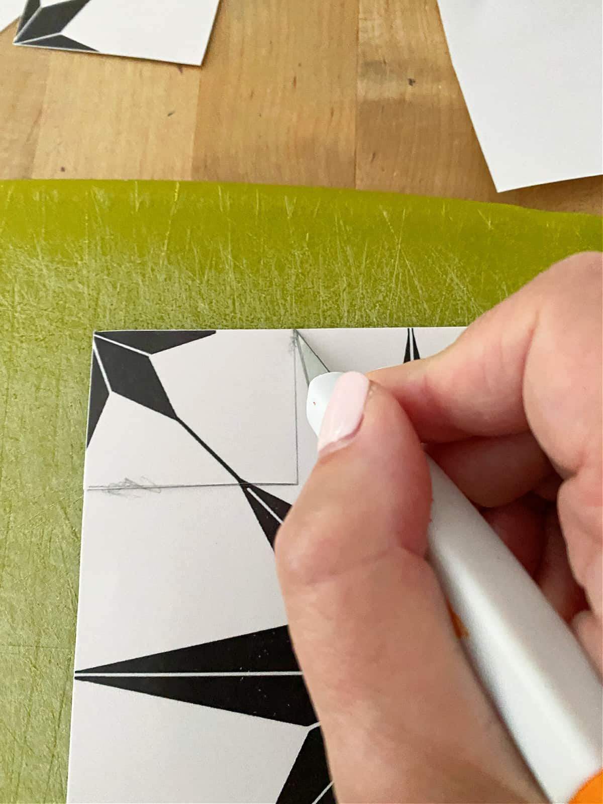 cutting vinyl tile sticker