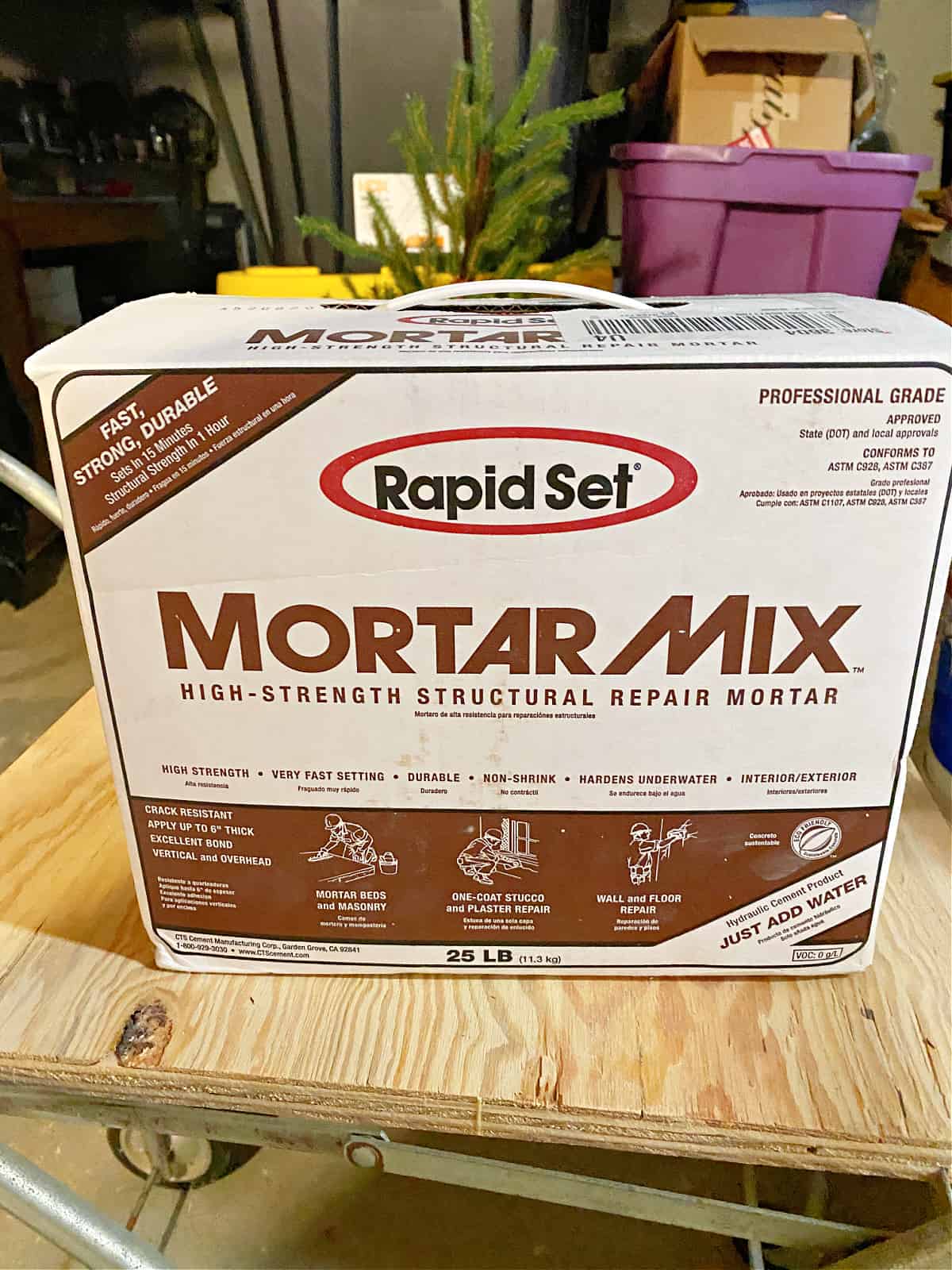 How to Make a Concrete Christmas Tree pic box of mortar mix