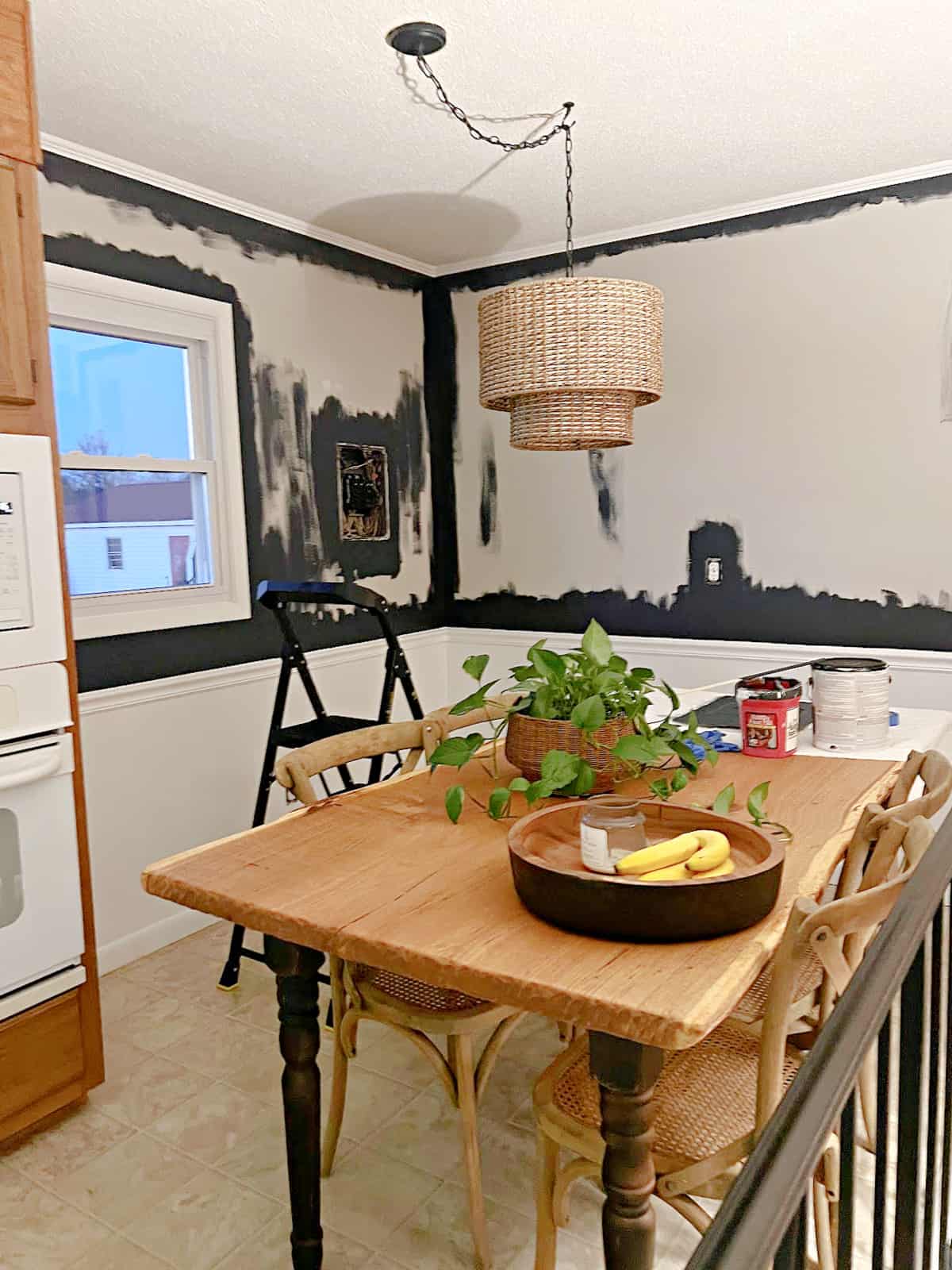 painting walls in navy blue in small dining area