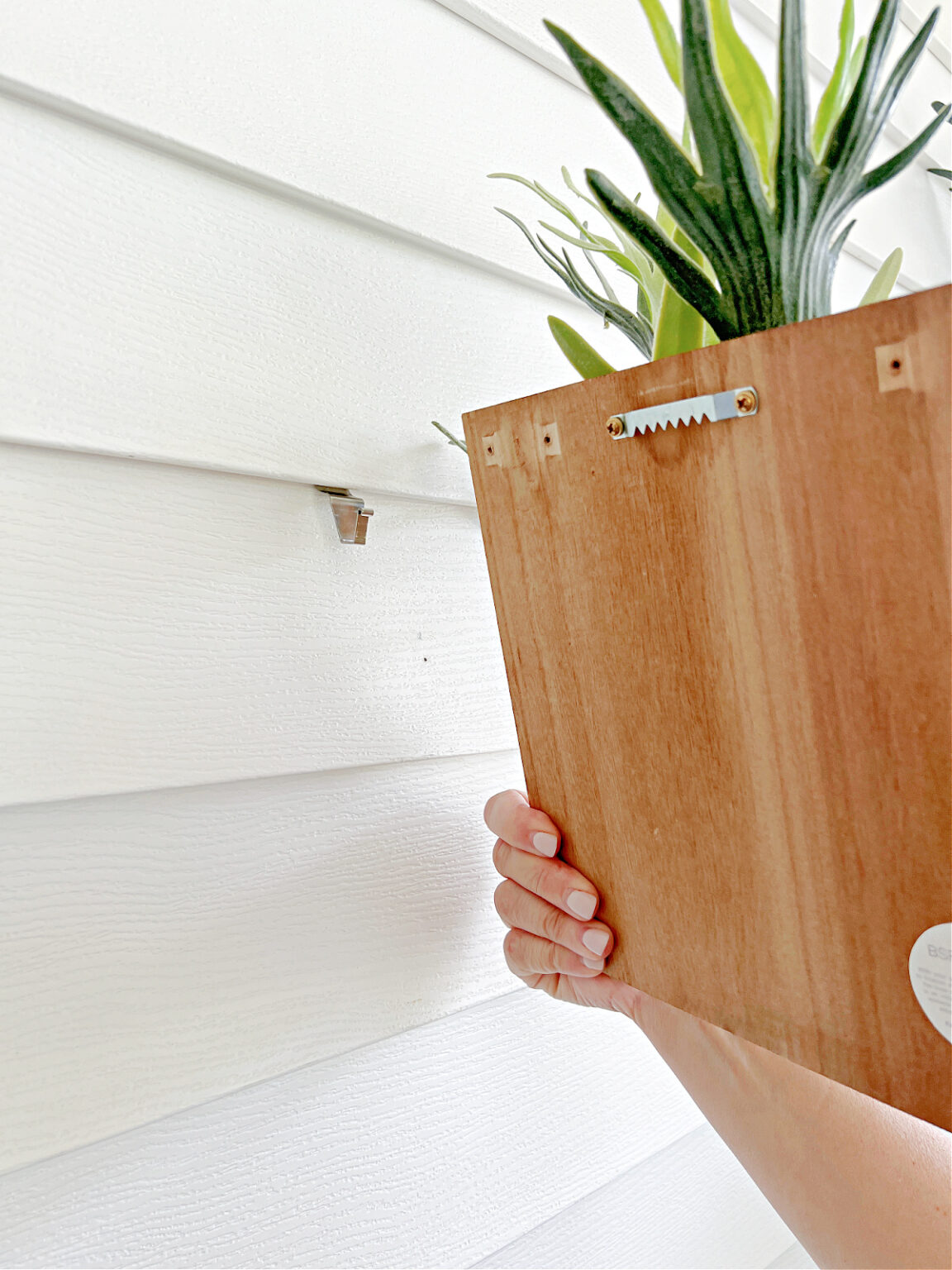 How to Hang Decorations on Vinyl Siding · Chatfield Court