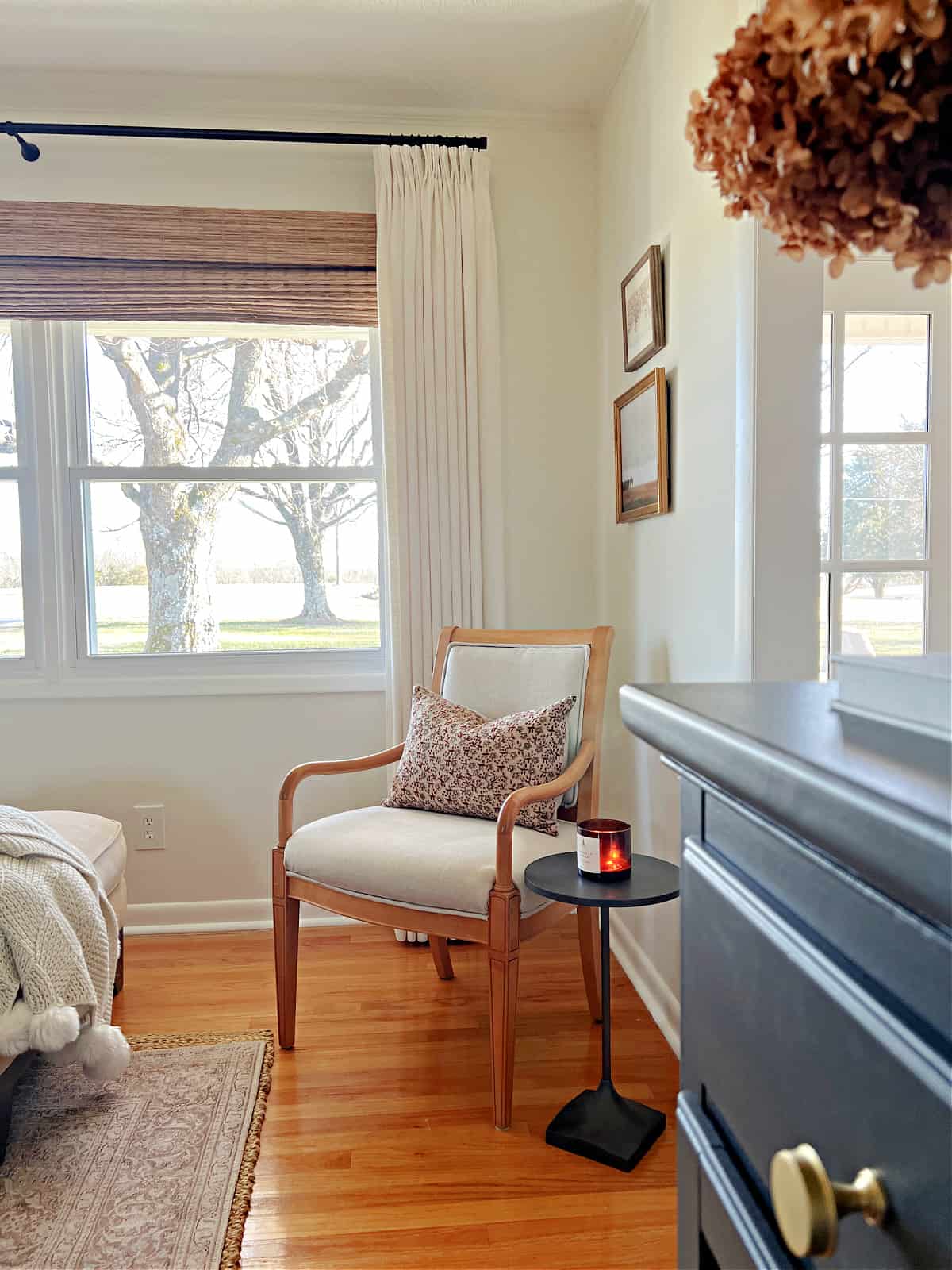 small corner of living room with chair
