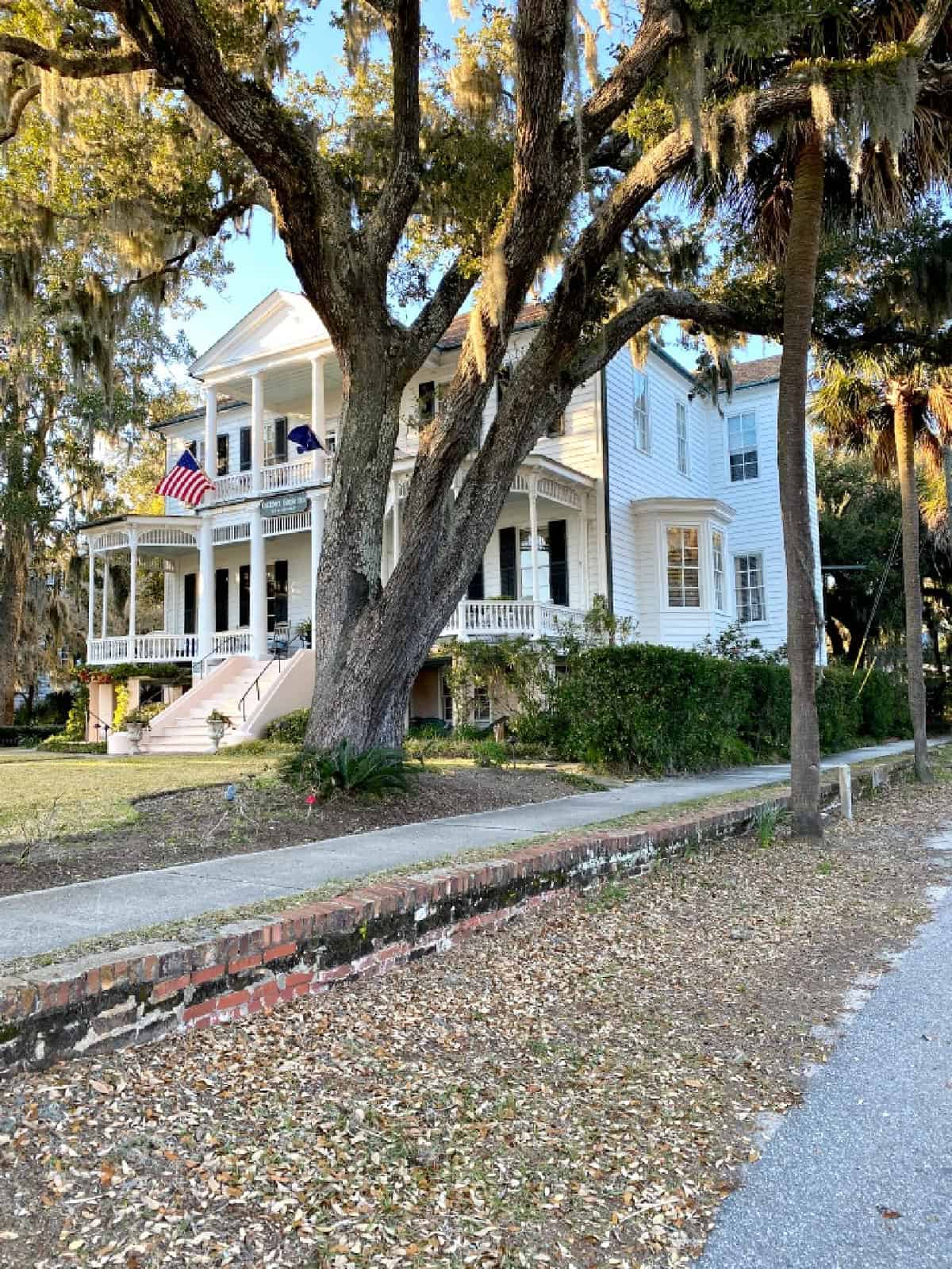 large Southern white house among the live oak trees in Beaufort, SC