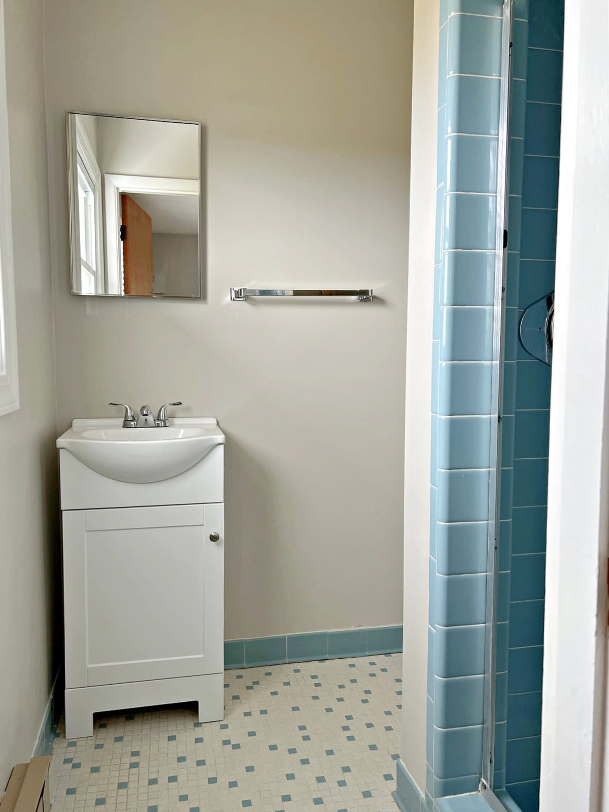 small vintage bathroom vanity and medicine cabinet mirror